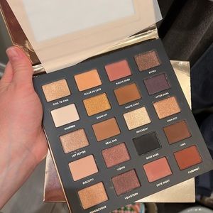 ICONIC London Booming & Gleaming Eyeshadow Palette